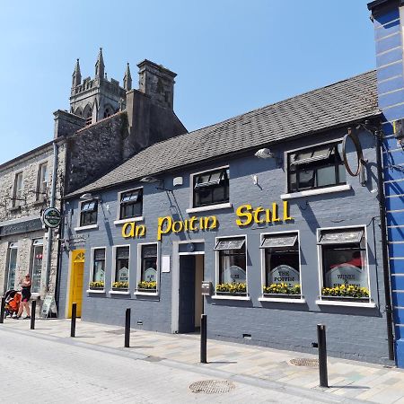 Ridge-Rock Accommodation Carrick-on-Shannon Bagian luar foto