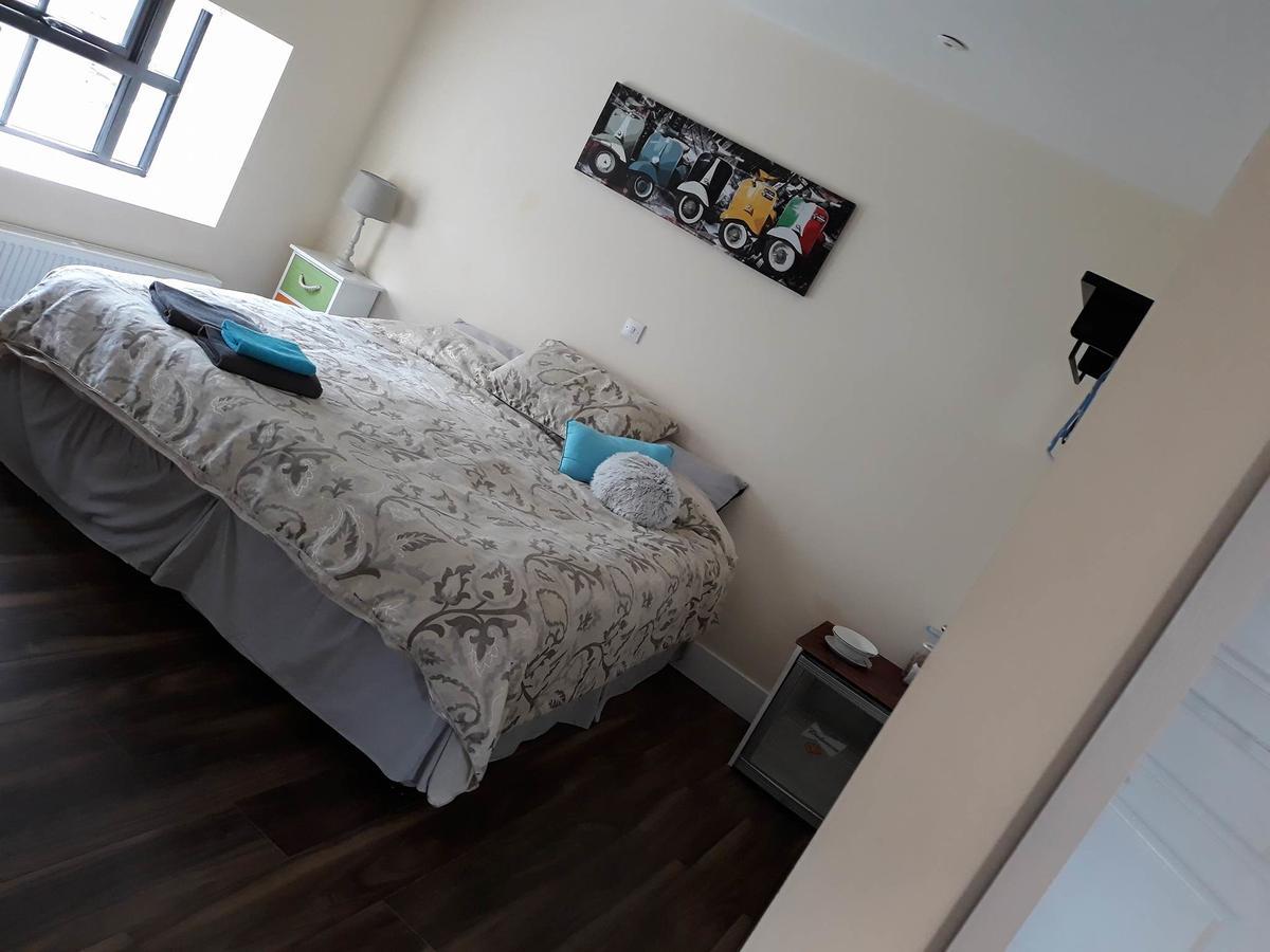 Ridge-Rock Accommodation Carrick-on-Shannon Bagian luar foto